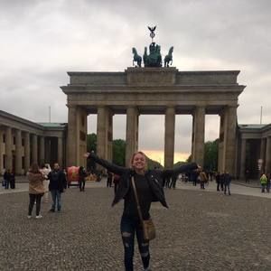 Meet your Posher, Annalise